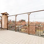 Guesthost - Ponte Di Rialto Penthouse Venezia